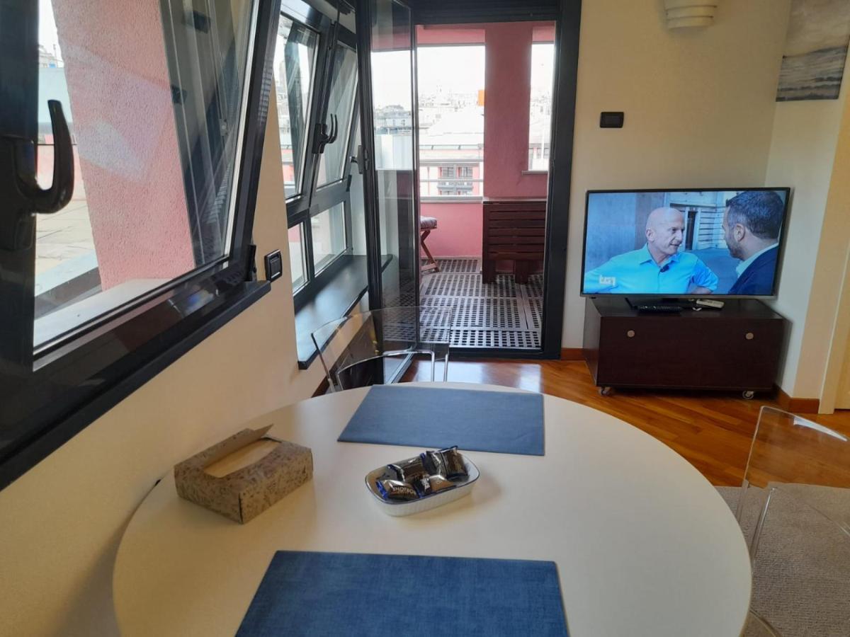 Bilocale Vista Mare Con Terrazzo-Porto Antico- Parcheggio Scontato Apartment Genoa Exterior photo